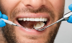 MAN IN DENTIST